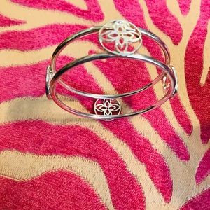 Dana Buchman silver tone bracelet, bangle style
